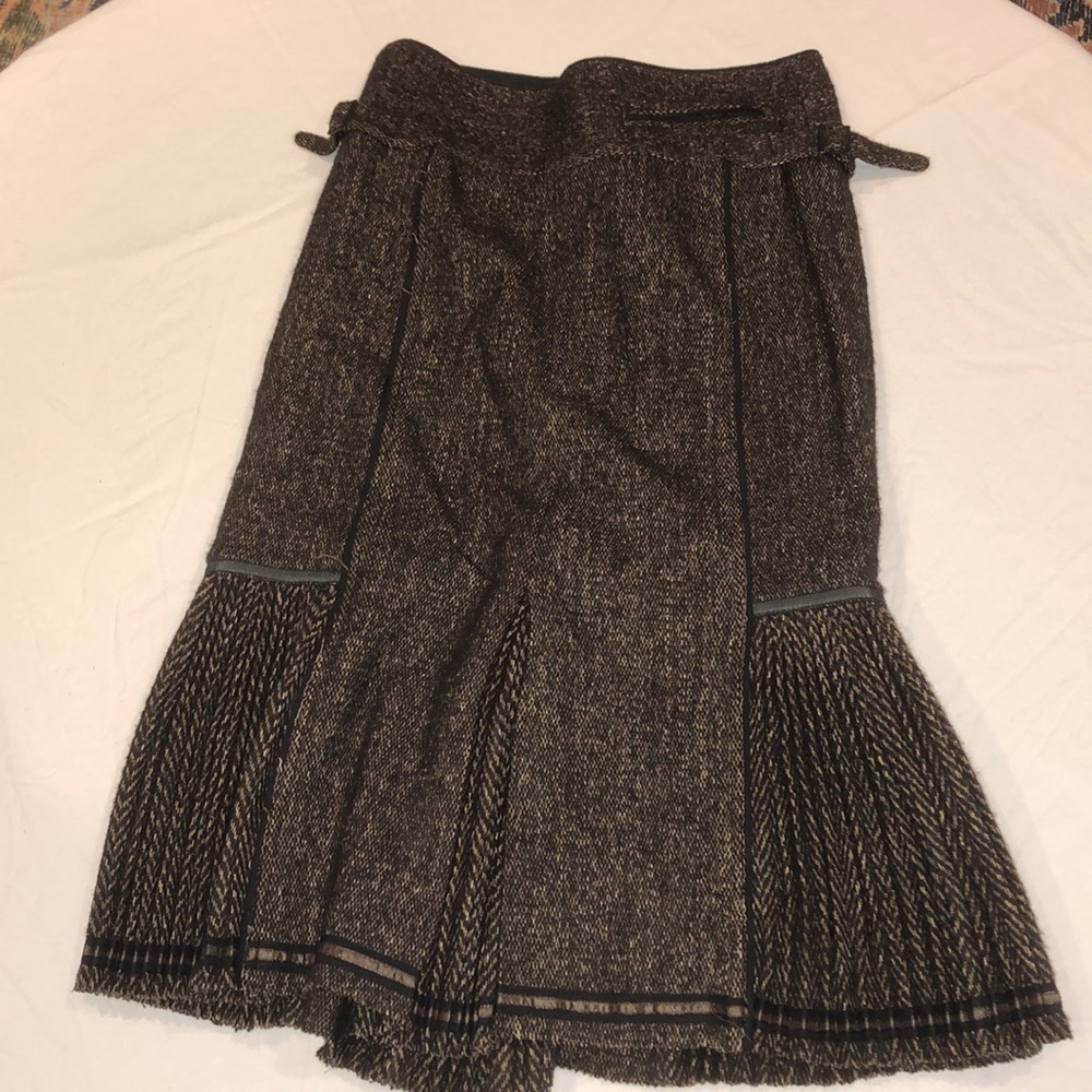 Donna Karan Brown Thick Skirt; Pleated w/ Belt US6